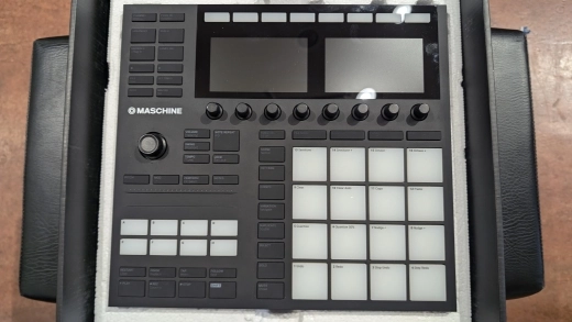 Native Instruments Maschine MK3 2